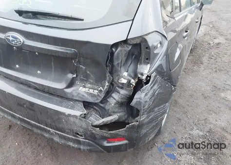 2013 Subaru Impreza 2.0I Premium z USA, uszkodzony, nr VIN JF1GPAC60D2883422